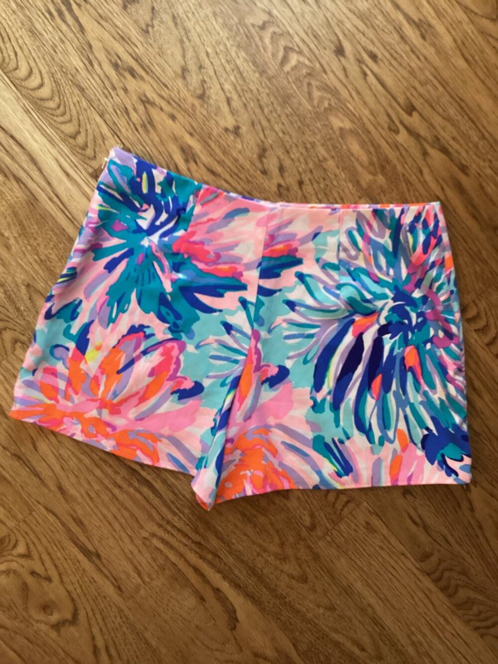 Lilly Pulitzer Veri Skort in Off Tropic Print Size 10 BEACH PREPPY RESORTWEAR - Picture 2 of 2